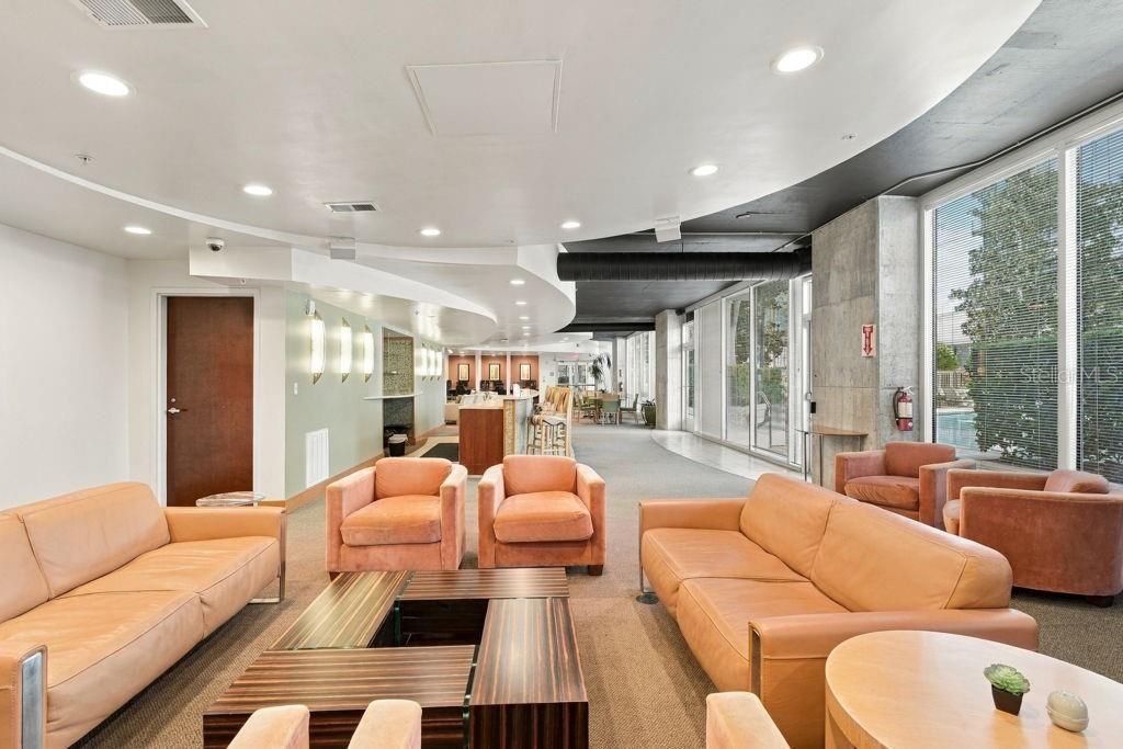 En Venta: $419,000 (2 camas, 2 baños, 1212 Pies cuadrados)