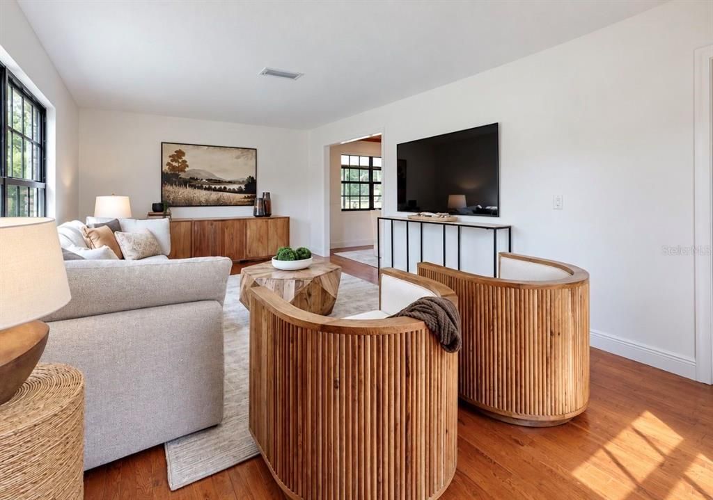 For Sale: $849,900 (4 beds, 2 baths, 2270 Square Feet)
