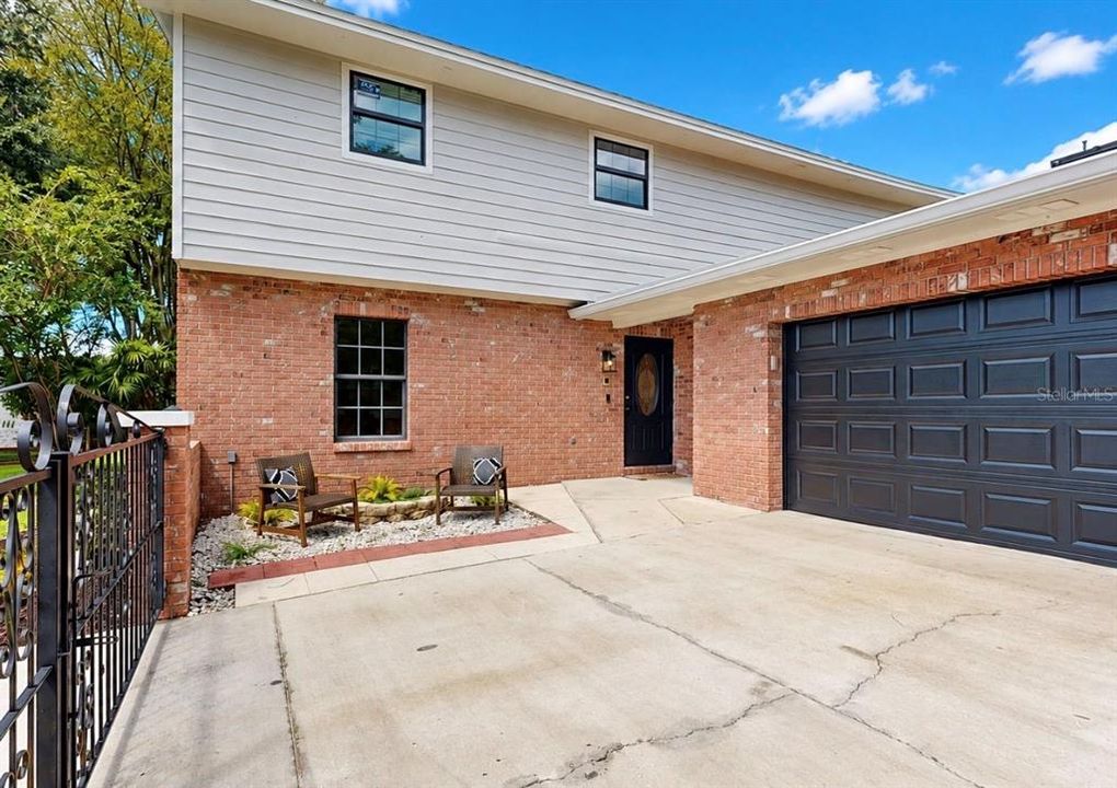 For Sale: $849,900 (4 beds, 2 baths, 2270 Square Feet)