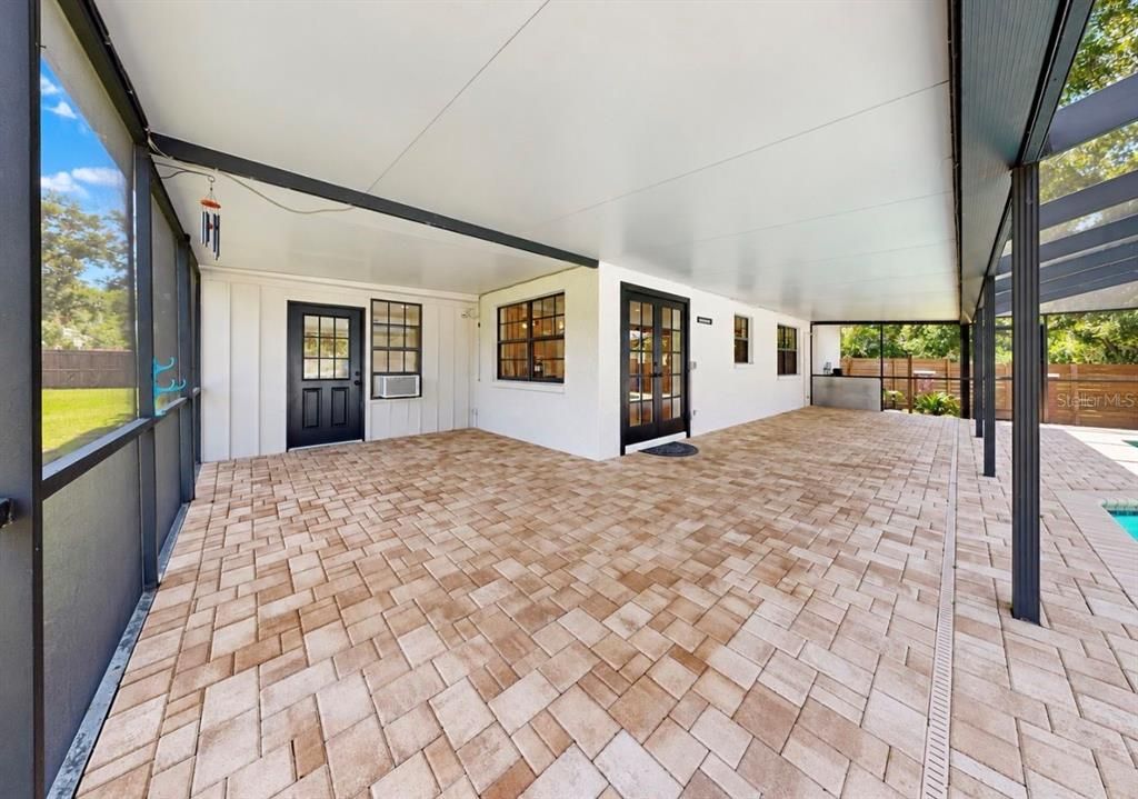 For Sale: $849,900 (4 beds, 2 baths, 2270 Square Feet)