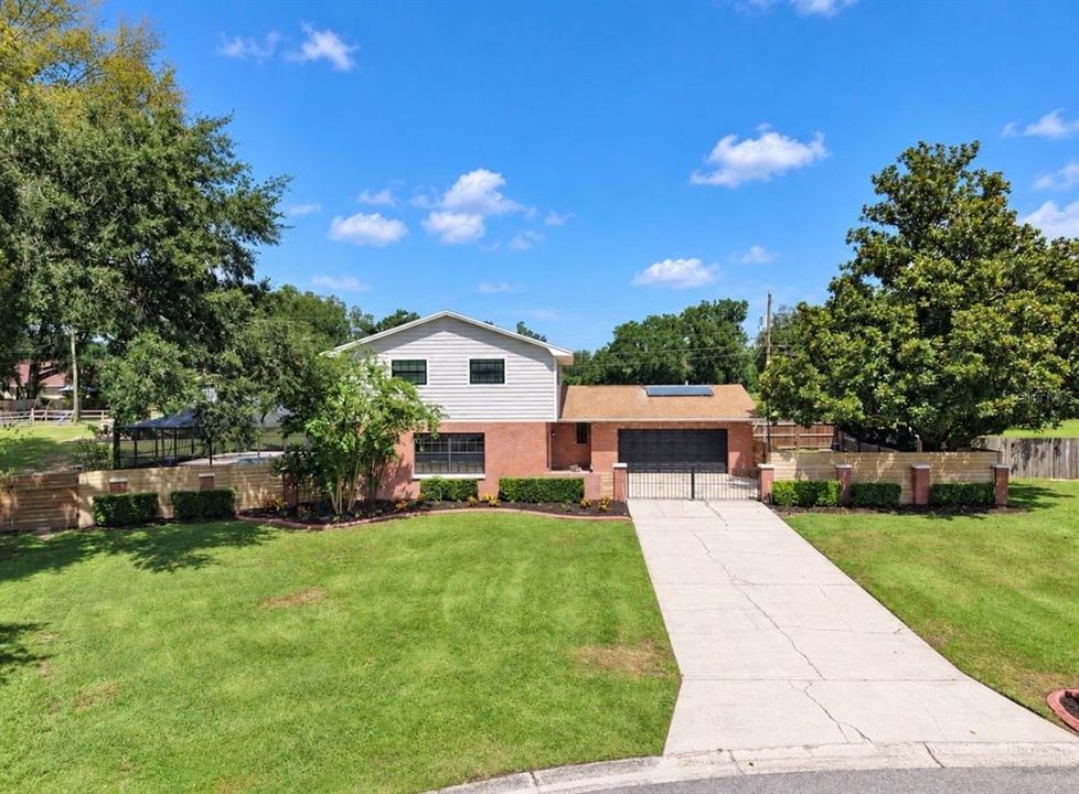 For Sale: $849,900 (4 beds, 2 baths, 2270 Square Feet)