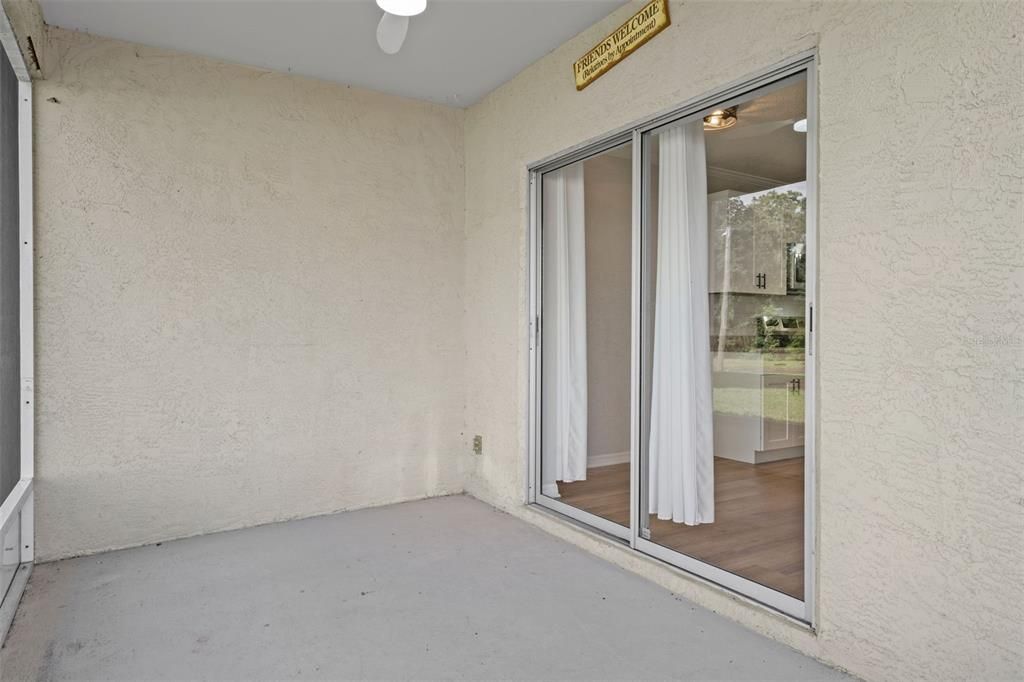 For Sale: $170,000 (2 beds, 2 baths, 1025 Square Feet)