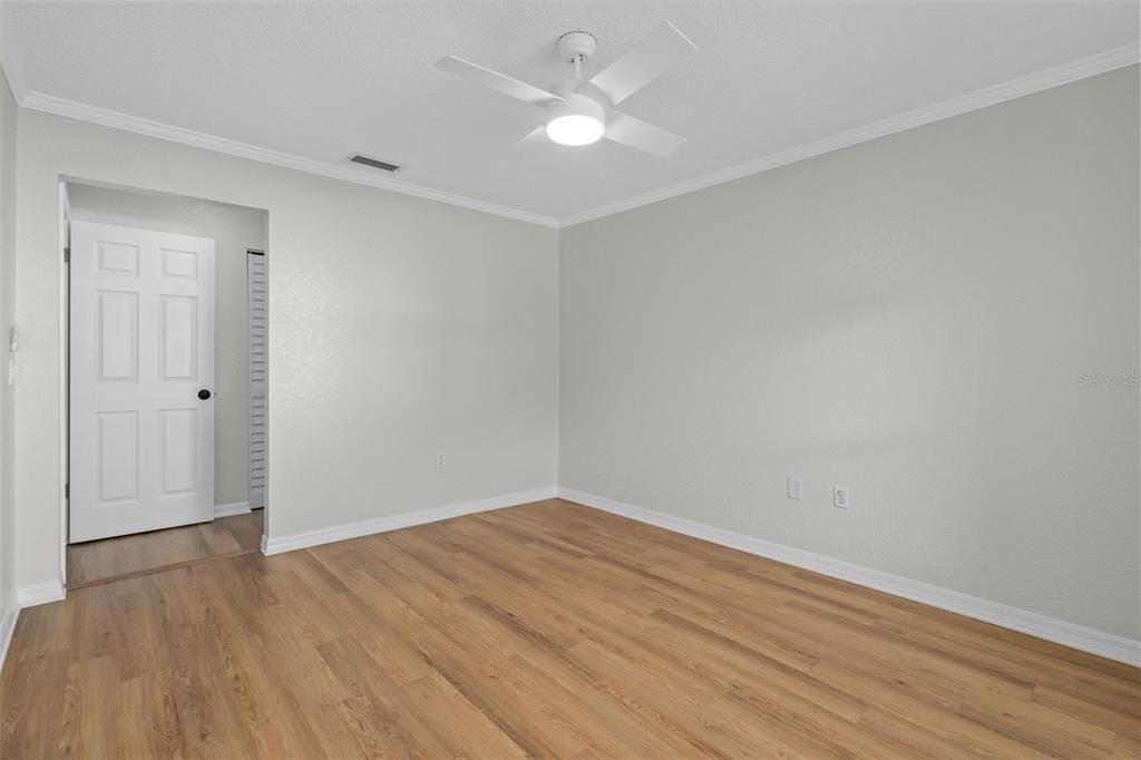 For Sale: $170,000 (2 beds, 2 baths, 1025 Square Feet)