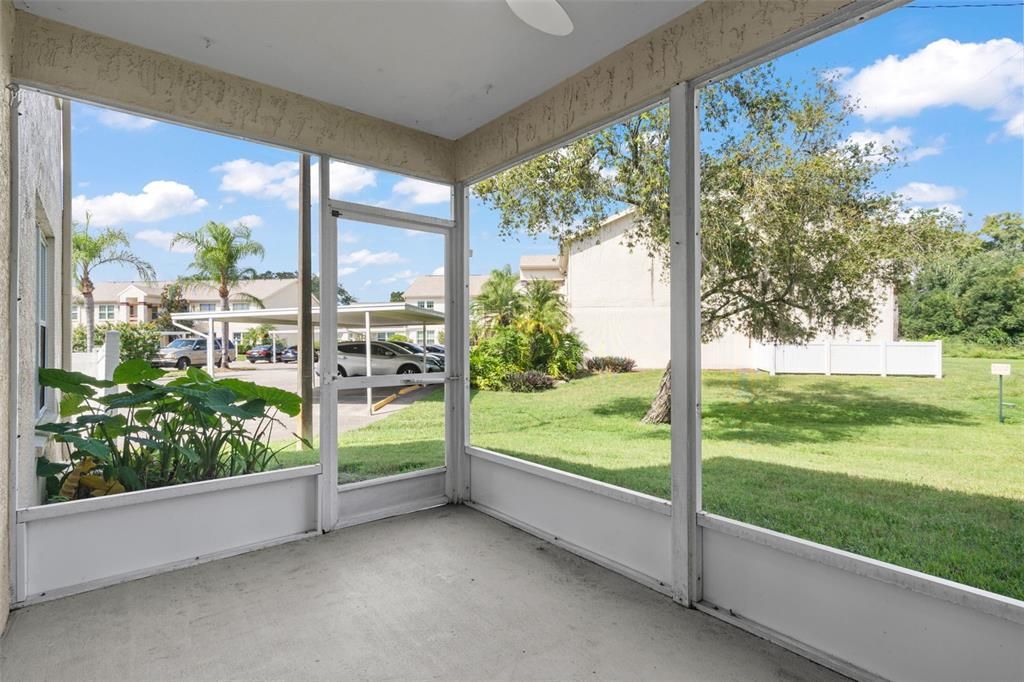 For Sale: $170,000 (2 beds, 2 baths, 1025 Square Feet)