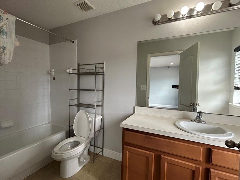 В аренду: $3,450 (4 спален, 3 ванн, 3637 Квадратных фут)