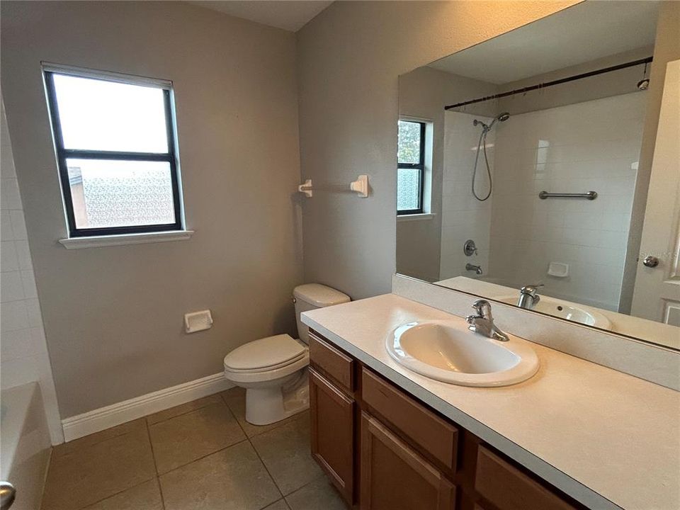 В аренду: $3,450 (4 спален, 3 ванн, 3637 Квадратных фут)