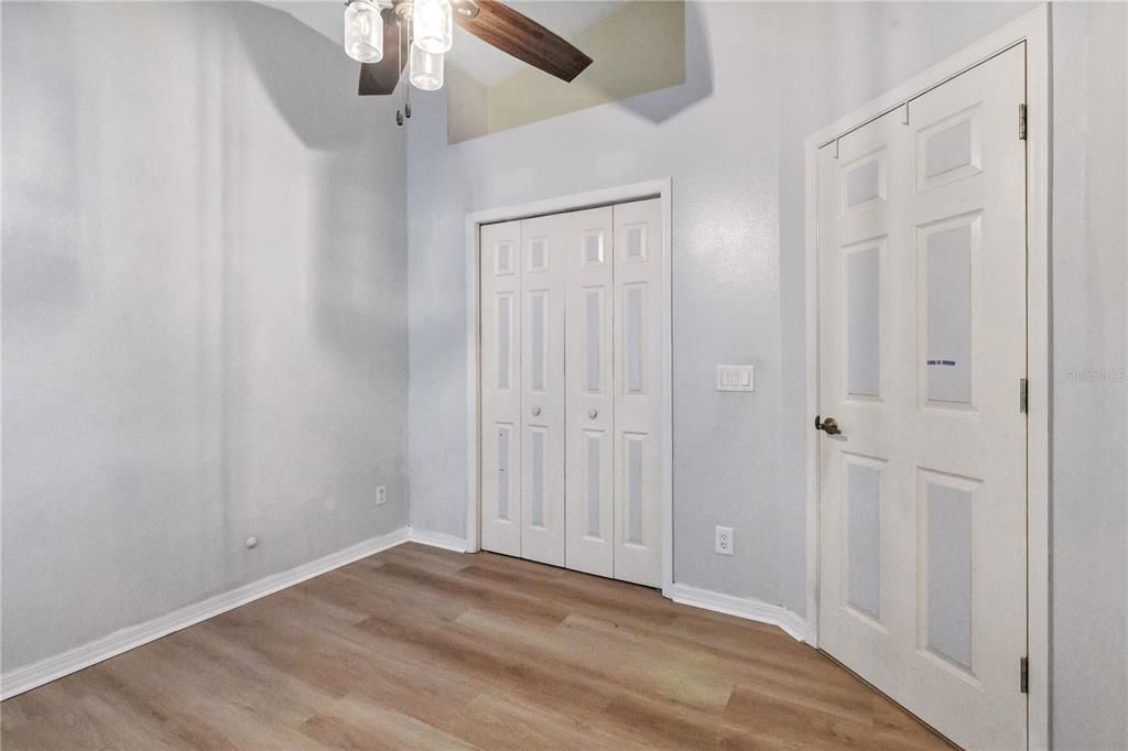 En Venta: $525,000 (4 camas, 2 baños, 2044 Pies cuadrados)