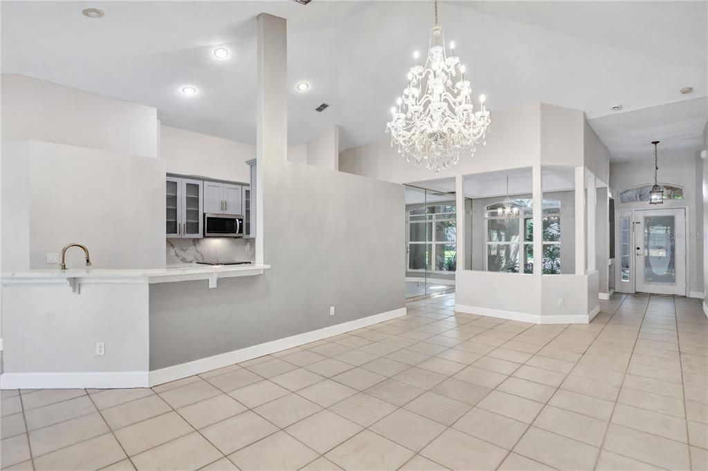En Venta: $525,000 (4 camas, 2 baños, 2044 Pies cuadrados)