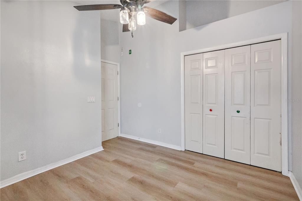 En Venta: $525,000 (4 camas, 2 baños, 2044 Pies cuadrados)