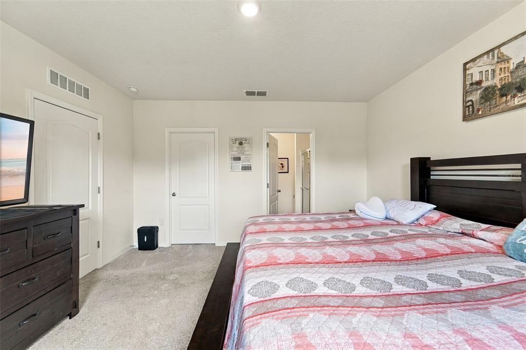 For Sale: $369,900 (3 beds, 2 baths, 1516 Square Feet)