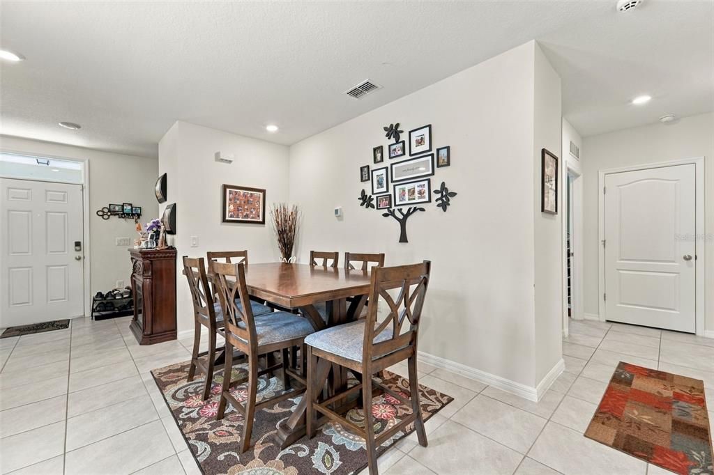 For Sale: $369,900 (3 beds, 2 baths, 1516 Square Feet)