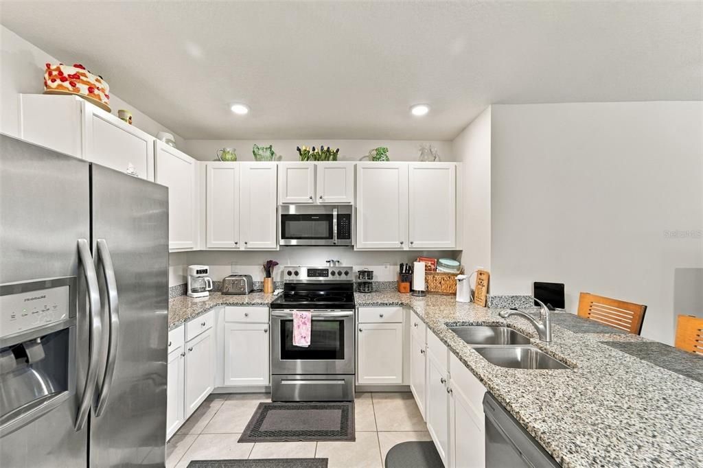 For Sale: $369,900 (3 beds, 2 baths, 1516 Square Feet)