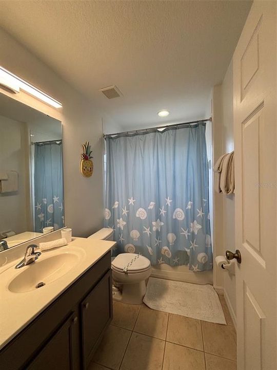 В аренду: $2,995 (5 спален, 4 ванн, 2820 Квадратных фут)