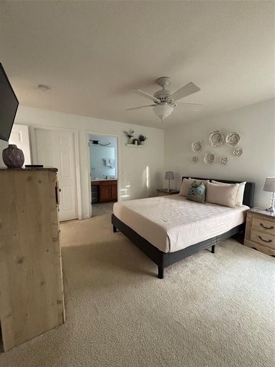В аренду: $2,995 (5 спален, 4 ванн, 2820 Квадратных фут)