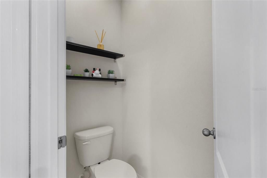 For Sale: $375,000 (4 beds, 2 baths, 1830 Square Feet)