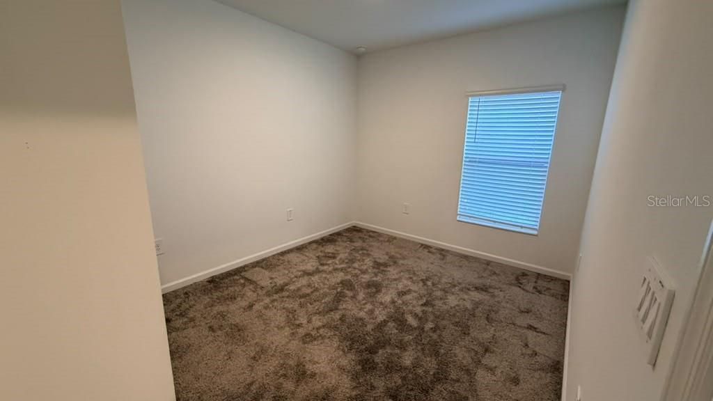 En Renta: $2,095 (3 camas, 2 baños, 1735 Pies cuadrados)