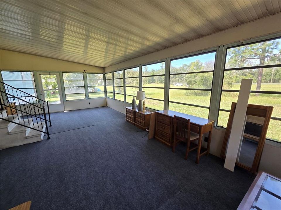 For Rent: $2,000 (3 beds, 2 baths, 1680 Square Feet)