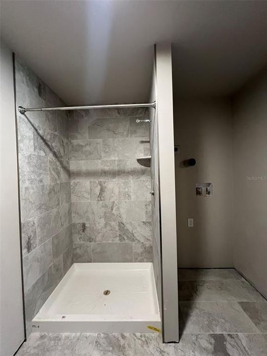 For Rent: $1,200 (1 beds, 1 baths, 500 Square Feet)