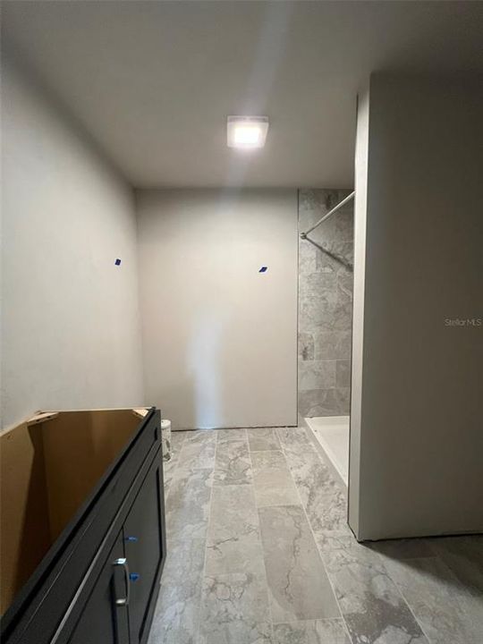 For Rent: $1,200 (1 beds, 1 baths, 500 Square Feet)
