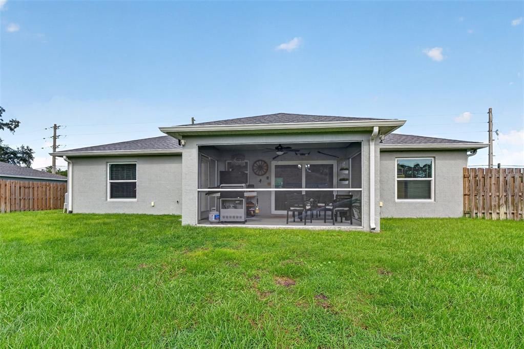 For Sale: $324,500 (3 beds, 2 baths, 1436 Square Feet)