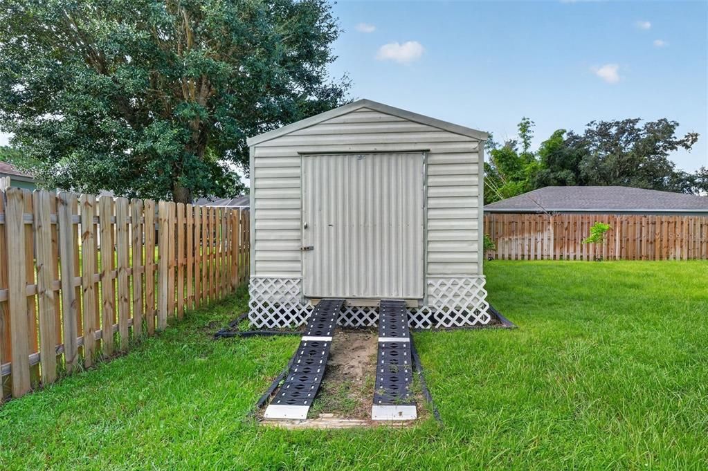 For Sale: $324,500 (3 beds, 2 baths, 1436 Square Feet)