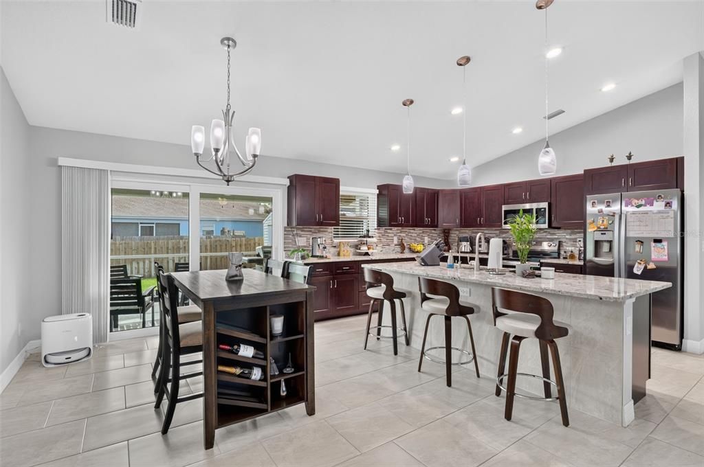 For Sale: $324,500 (3 beds, 2 baths, 1436 Square Feet)