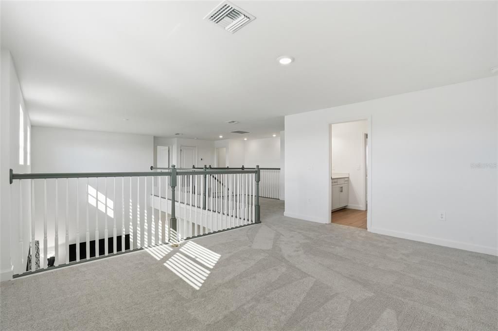 На продажу: $649,999 (5 спален, 4 ванн, 3357 Квадратных фут)
