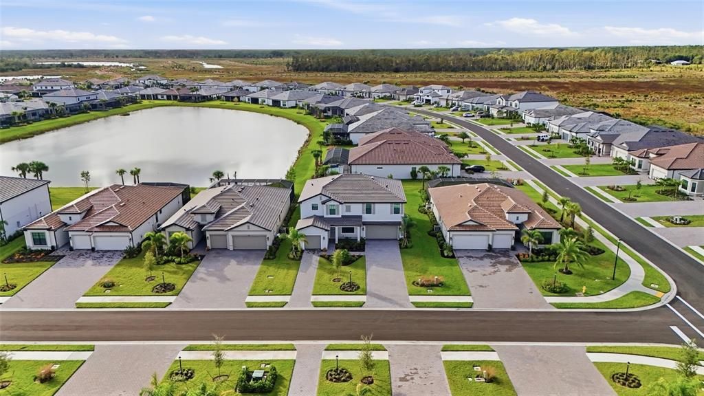 На продажу: $649,999 (5 спален, 4 ванн, 3357 Квадратных фут)