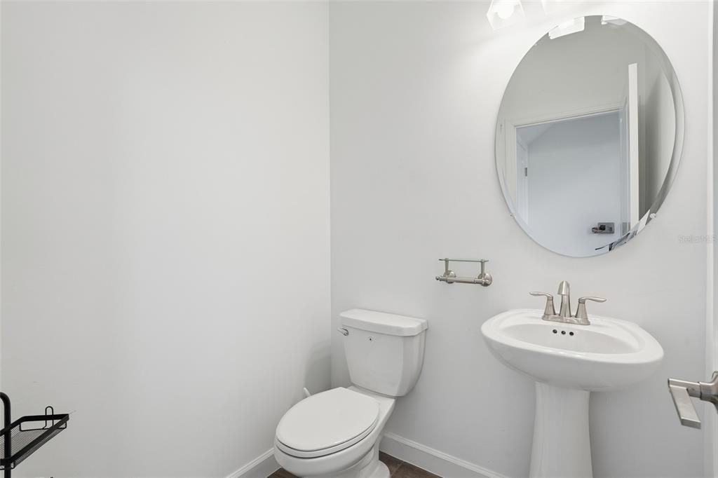 На продажу: $649,999 (5 спален, 4 ванн, 3357 Квадратных фут)