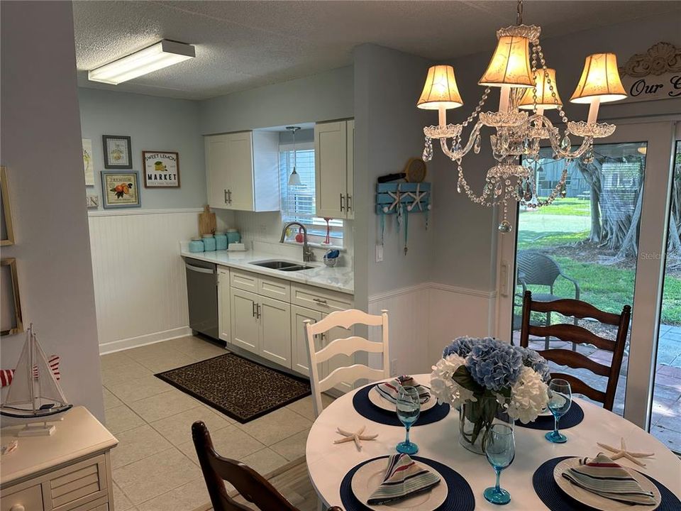 For Rent: $2,300 (2 beds, 2 baths, 954 Square Feet)