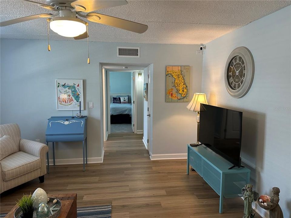 For Rent: $2,300 (2 beds, 2 baths, 954 Square Feet)
