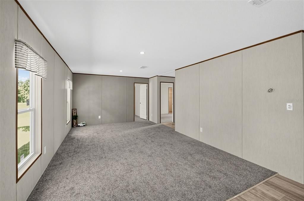 For Sale: $309,900 (4 beds, 2 baths, 1768 Square Feet)