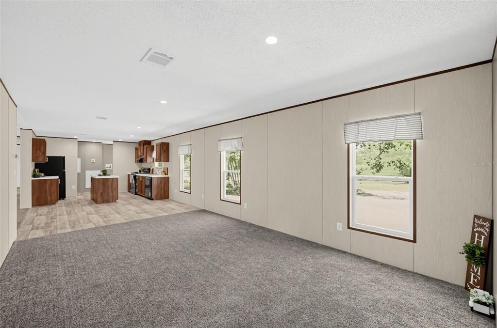 For Sale: $309,900 (4 beds, 2 baths, 1768 Square Feet)
