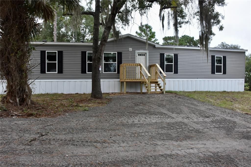 For Sale: $309,900 (4 beds, 2 baths, 1768 Square Feet)
