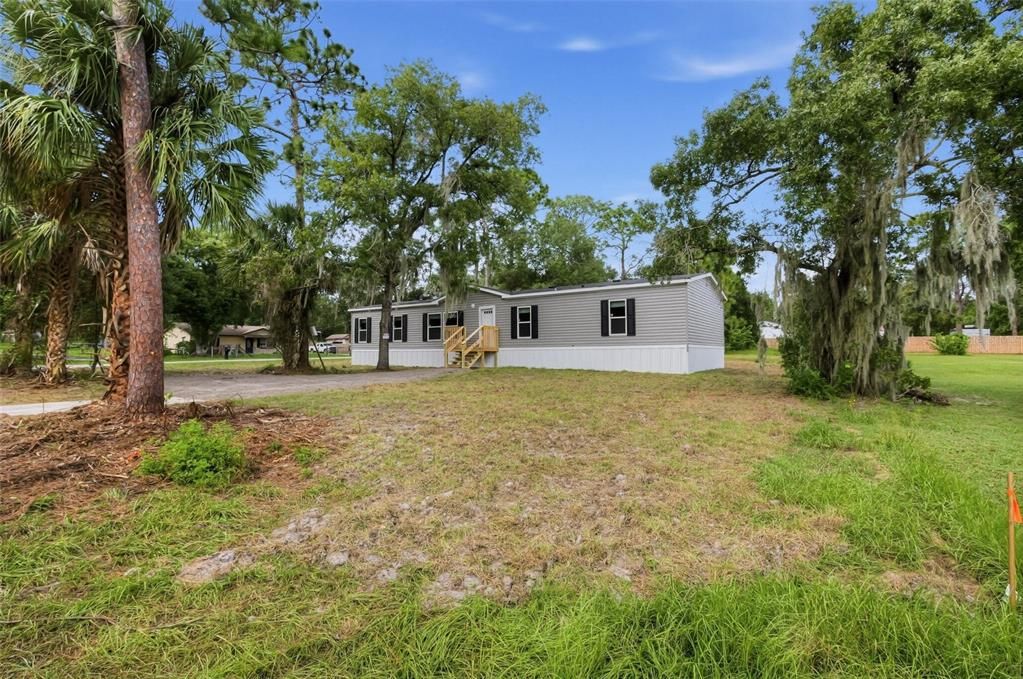 For Sale: $309,900 (4 beds, 2 baths, 1768 Square Feet)