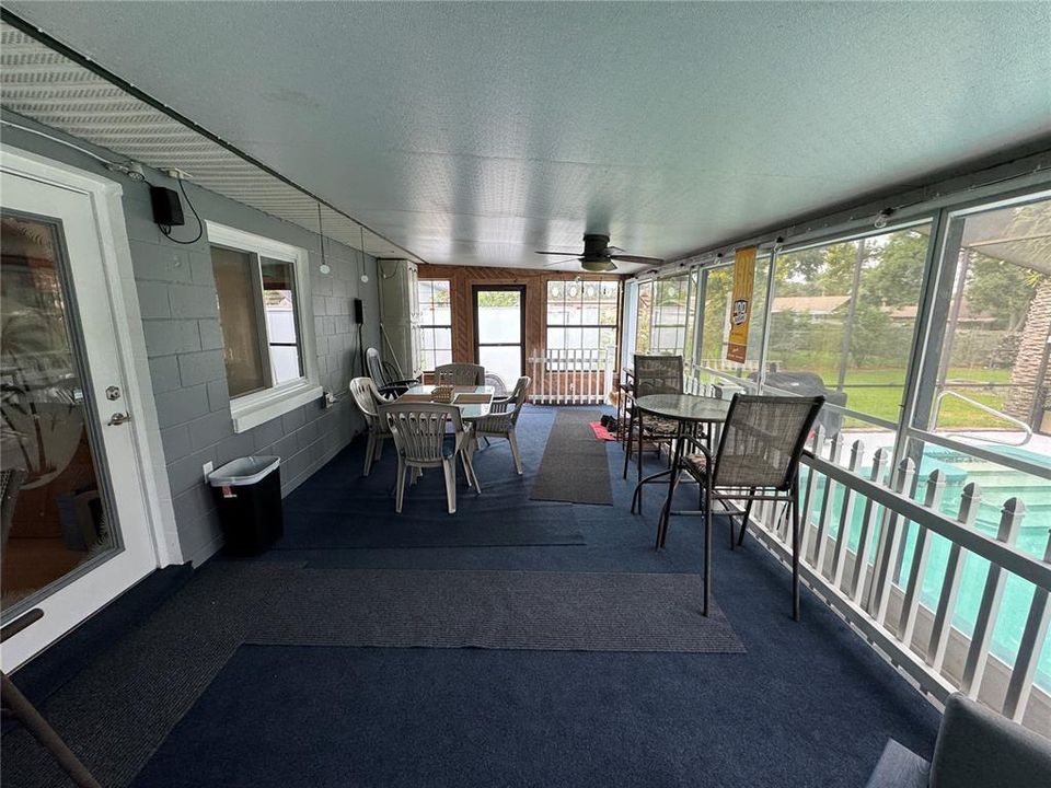 For Sale: $348,900 (3 beds, 2 baths, 1582 Square Feet)