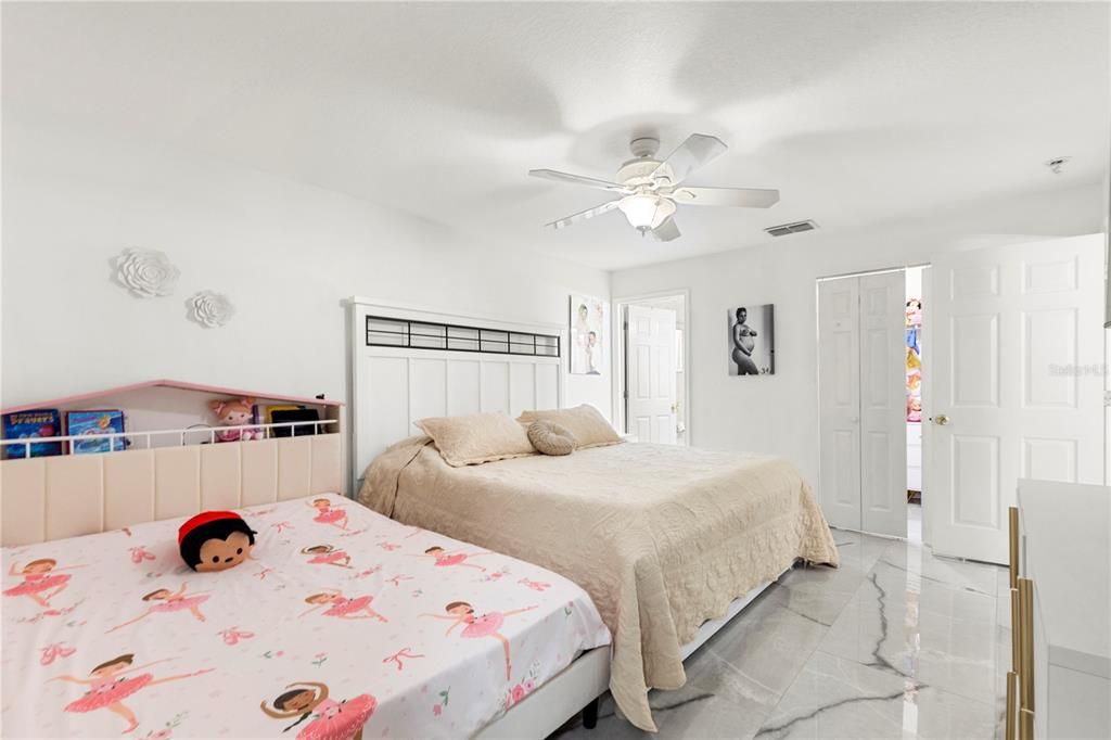 For Sale: $795,000 (5 beds, 3 baths, 3104 Square Feet)