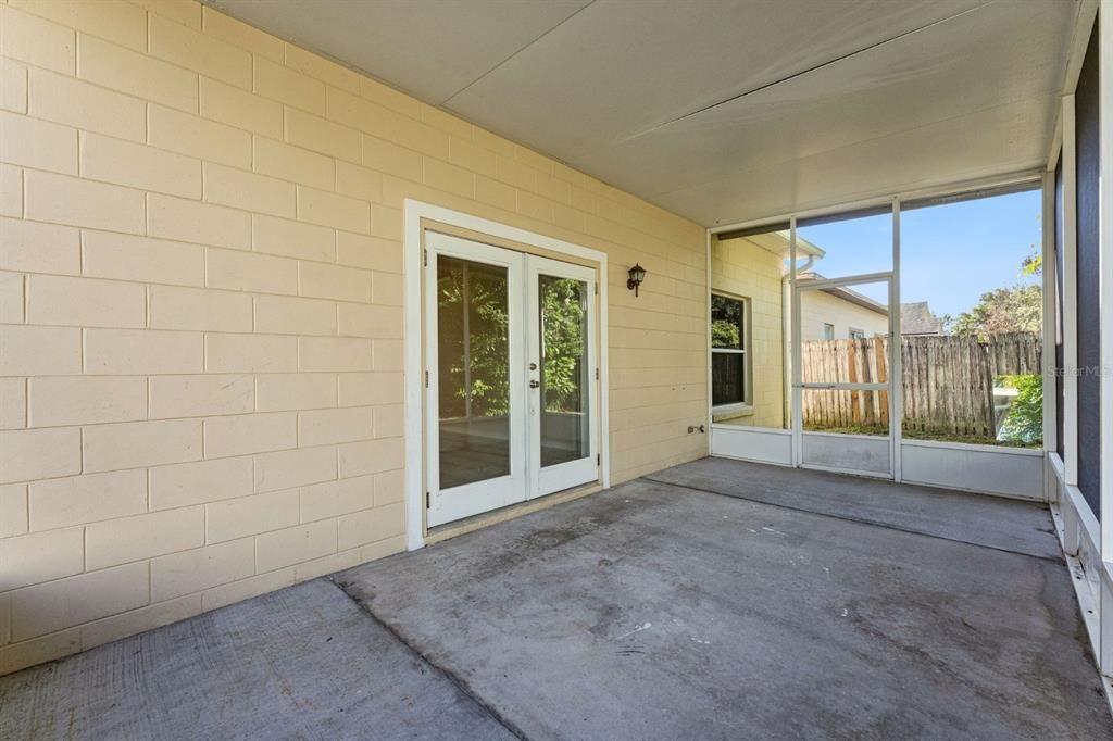 For Rent: $2,495 (3 beds, 2 baths, 1153 Square Feet)