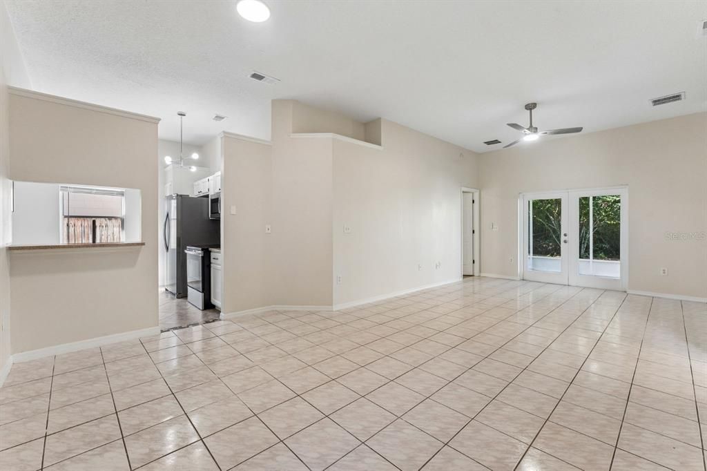 For Rent: $2,495 (3 beds, 2 baths, 1153 Square Feet)
