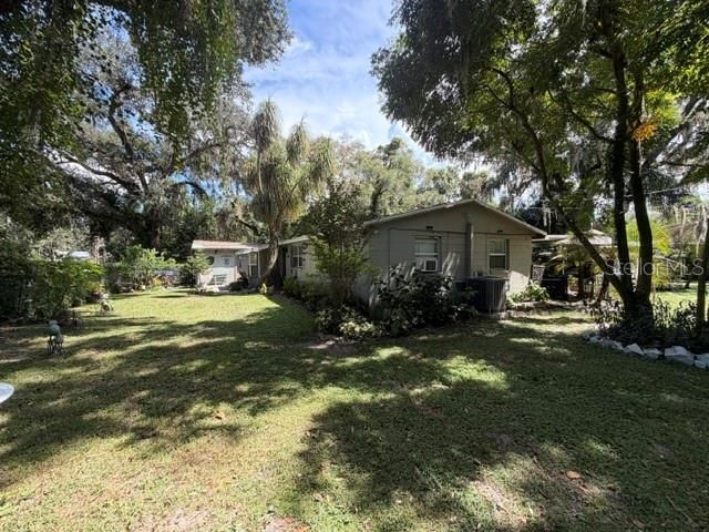 For Sale: $399,000 (3 beds, 2 baths, 1517 Square Feet)