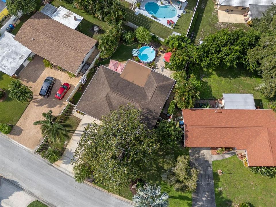 For Sale: $485,000 (2 beds, 2 baths, 1462 Square Feet)