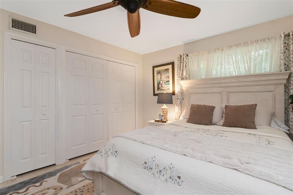 For Sale: $485,000 (2 beds, 2 baths, 1462 Square Feet)