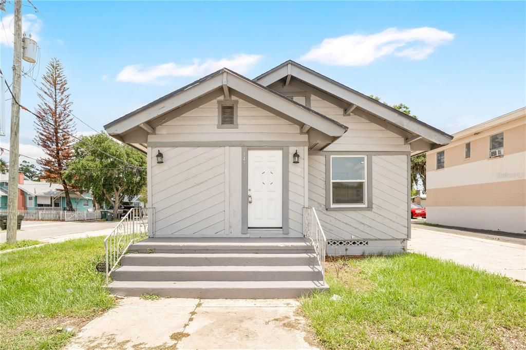 For Sale: $415,000 (0 beds, 0 baths, 1949 Square Feet)