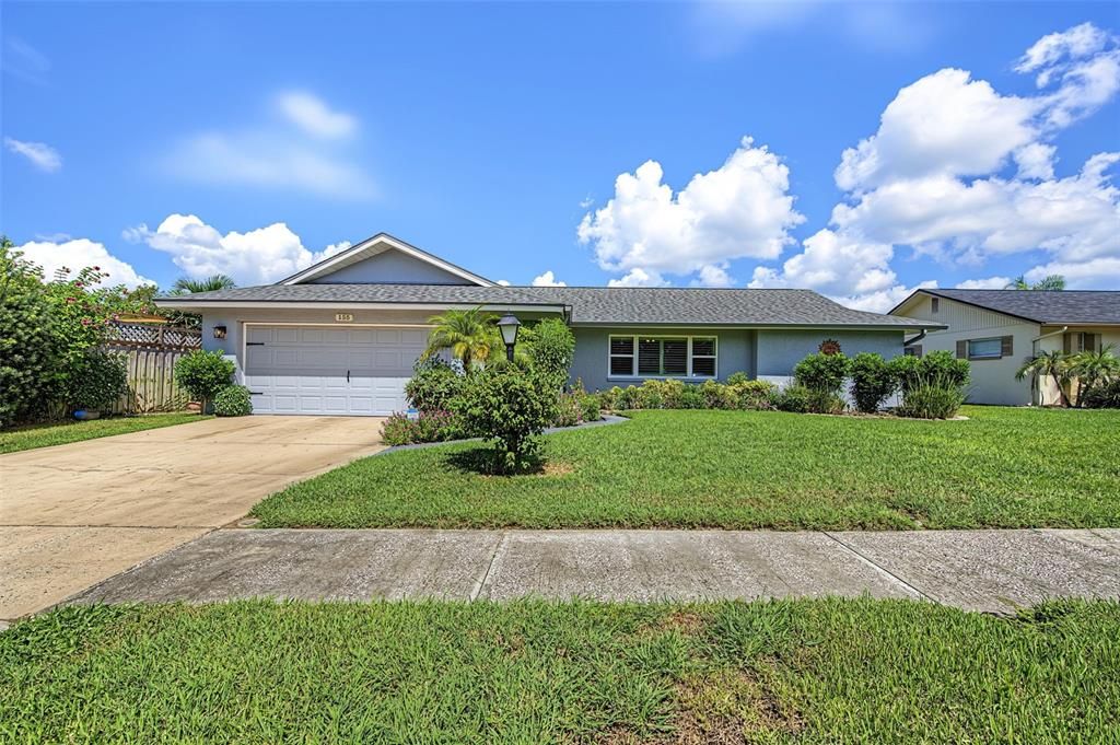 Activo con contrato: $409,900 (2 camas, 2 baños, 1570 Pies cuadrados)