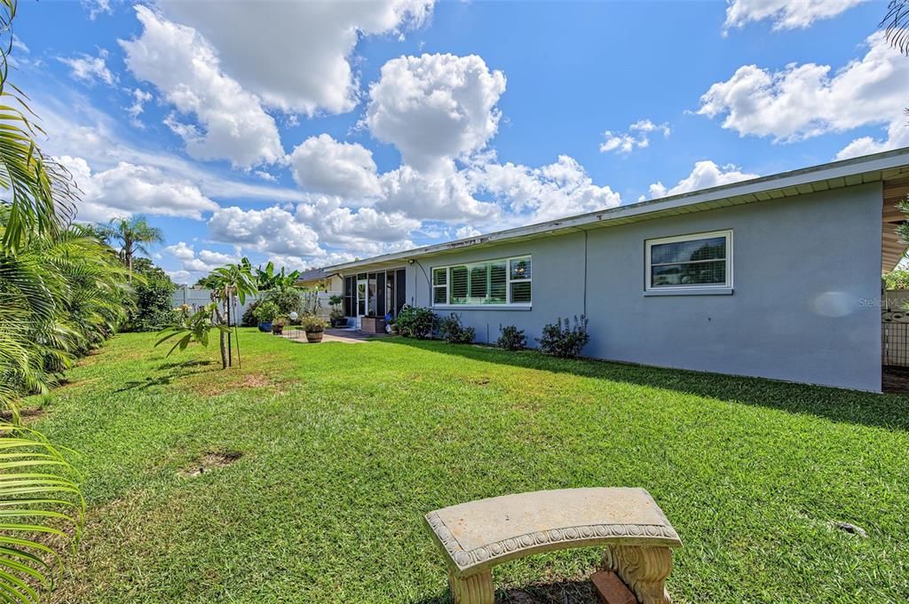 Activo con contrato: $409,900 (2 camas, 2 baños, 1570 Pies cuadrados)
