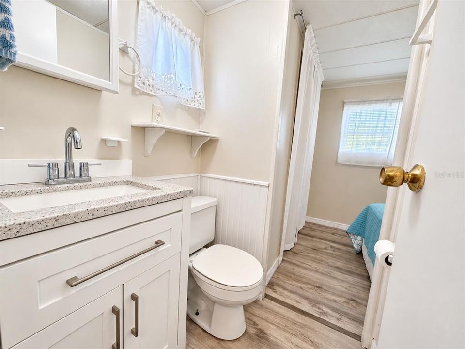 For Sale: $79,900 (3 beds, 1 baths, 732 Square Feet)