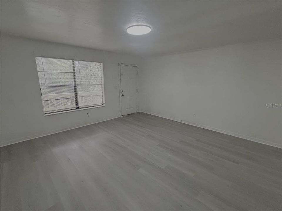 For Rent: $1,995 (2 beds, 1 baths, 615 Square Feet)