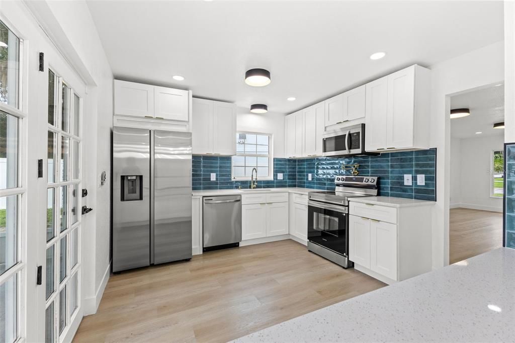 For Sale: $499,000 (4 beds, 3 baths, 1783 Square Feet)