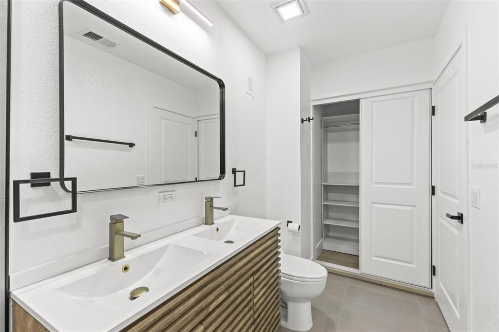For Sale: $499,000 (4 beds, 3 baths, 1783 Square Feet)