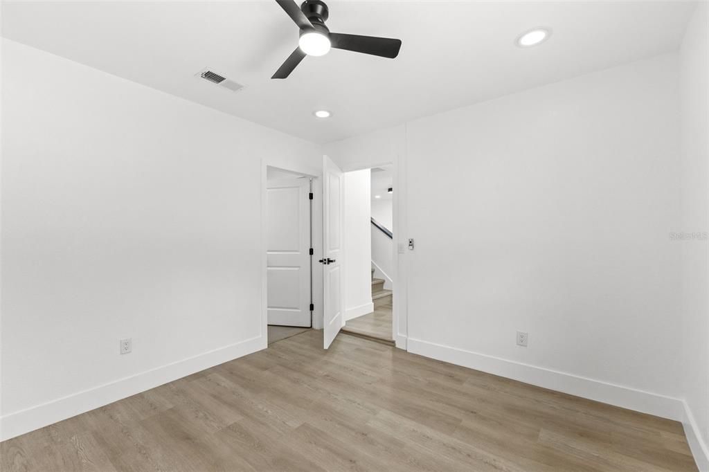 For Sale: $499,000 (4 beds, 3 baths, 1783 Square Feet)